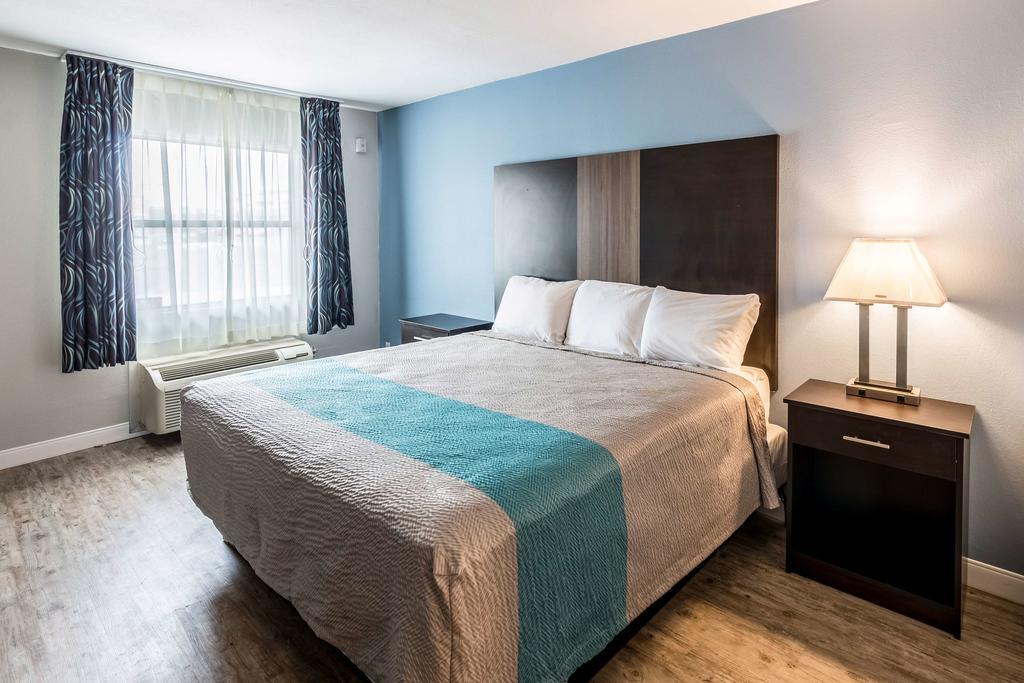 Econo Lodge Mineral Wells Екстериор снимка